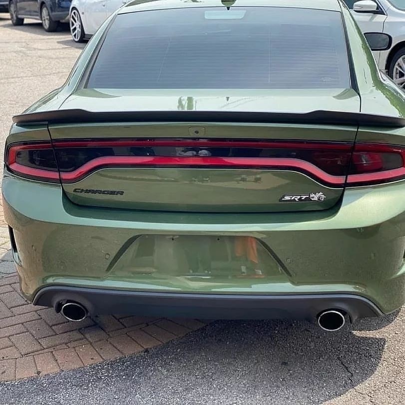 2018 Dodge Charger – 4-Door Sedan - Image 4