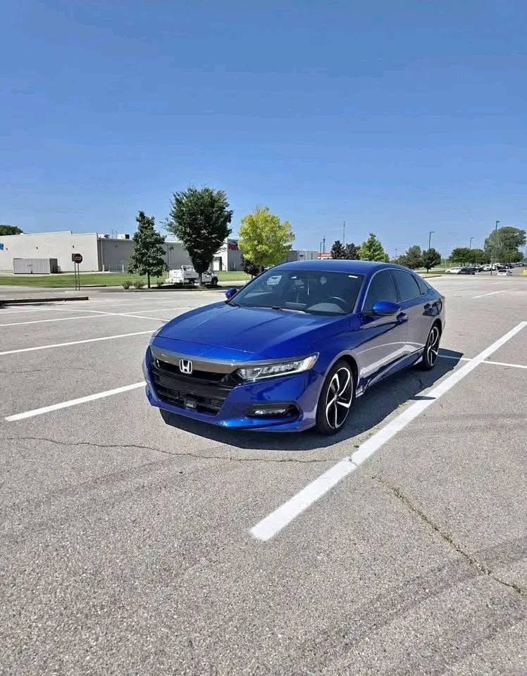 2017 Chevrolet Cruze Premiere – 4-Cylinder Sedan