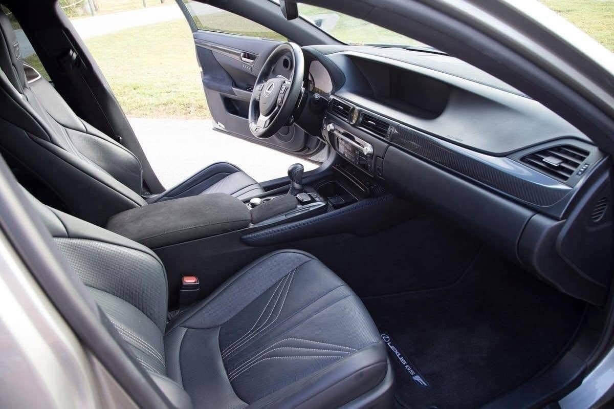 2017 Lexus GS F – 5.0L V8 Performance Sedan - Image 2