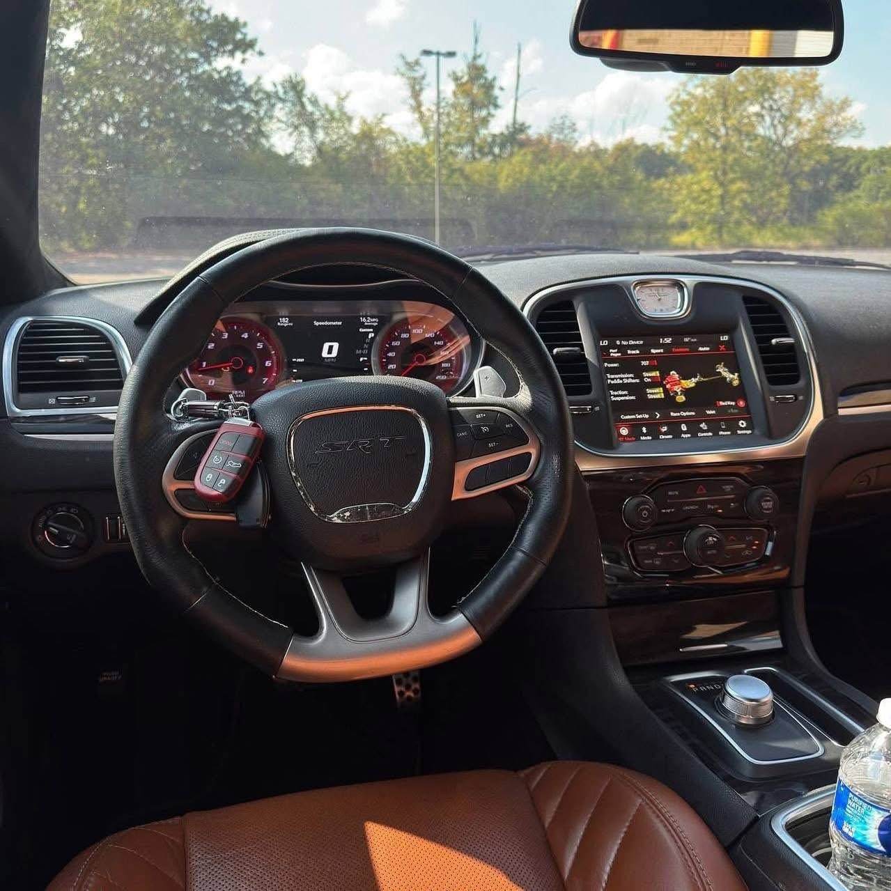 2015 Chrysler 300 SRT – 6.4L Performance Sedan - Image 5